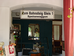 Zugang zum Speisewaggon