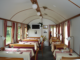 Speisewaggon Innenansicht